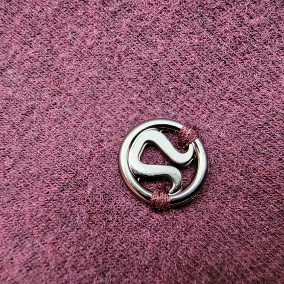 Vintage Lululemon Slim Fit Burgundy Joggers Size 6 - Picture 4 of 5